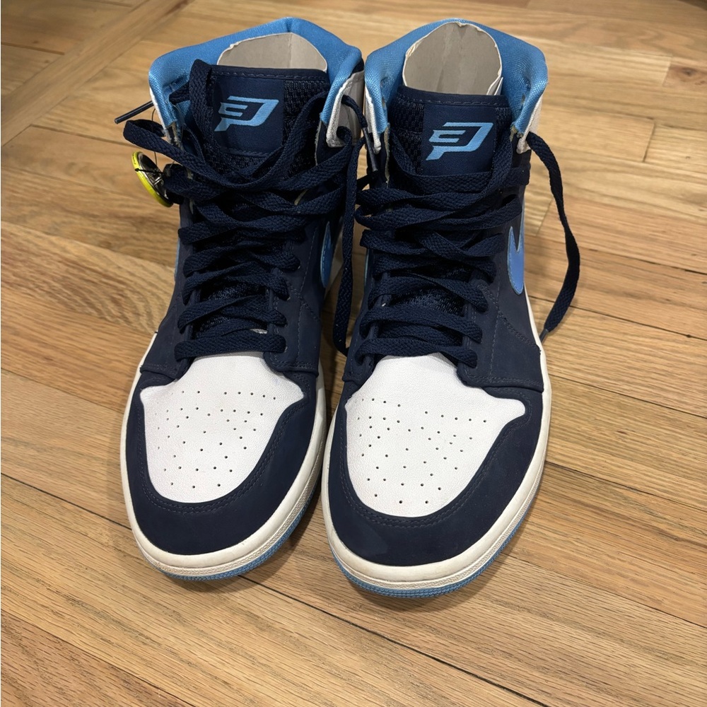 Air Jordan 1 Retro High ‘CP3’ blue, light blue and white.